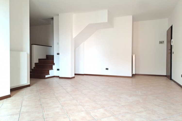 APPARTAMENTO DUPLEX CON TRE CAMERE A PIEVE DEL GRAPPA